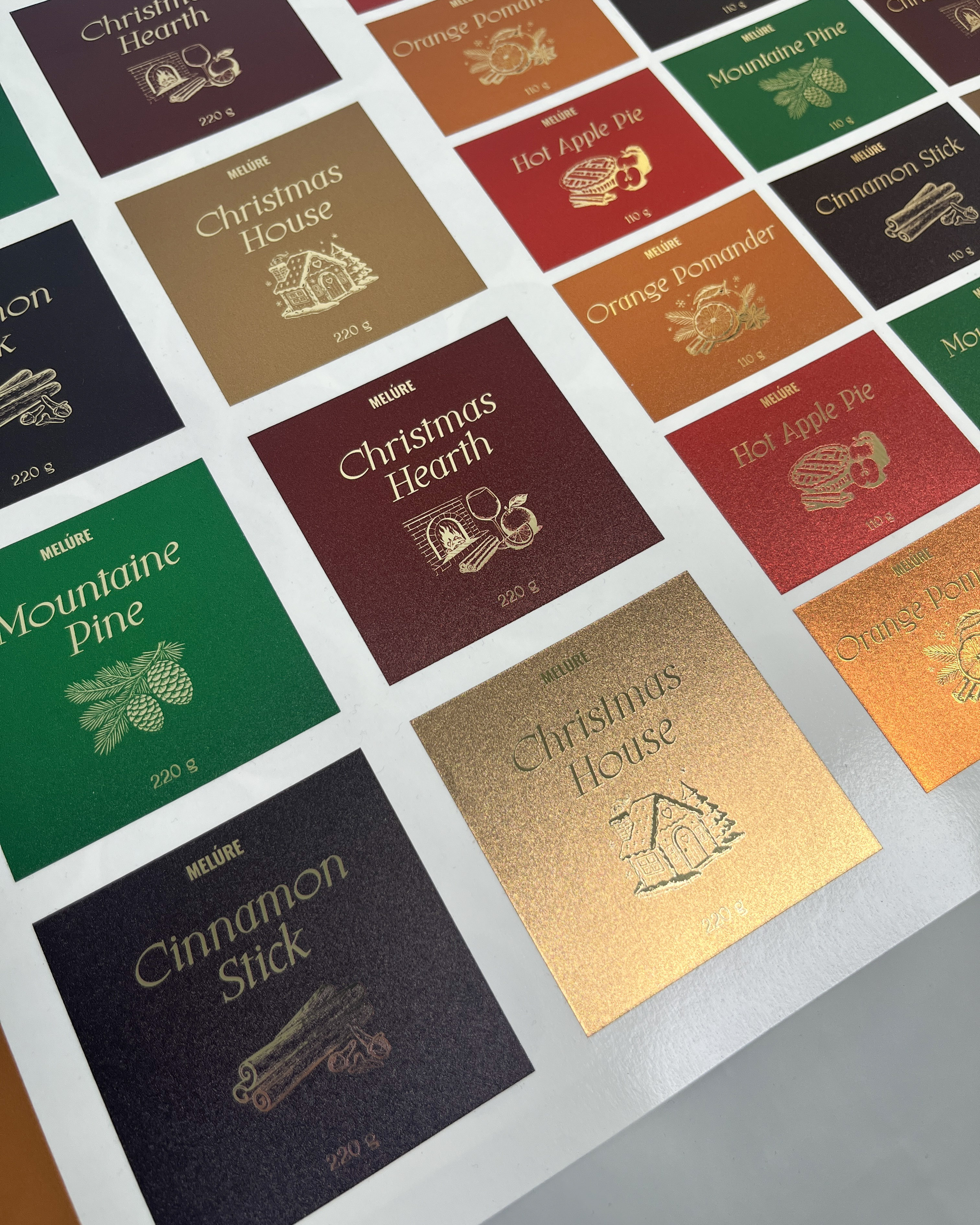 Наклейка | На аркуші Наклейка | На аркуші