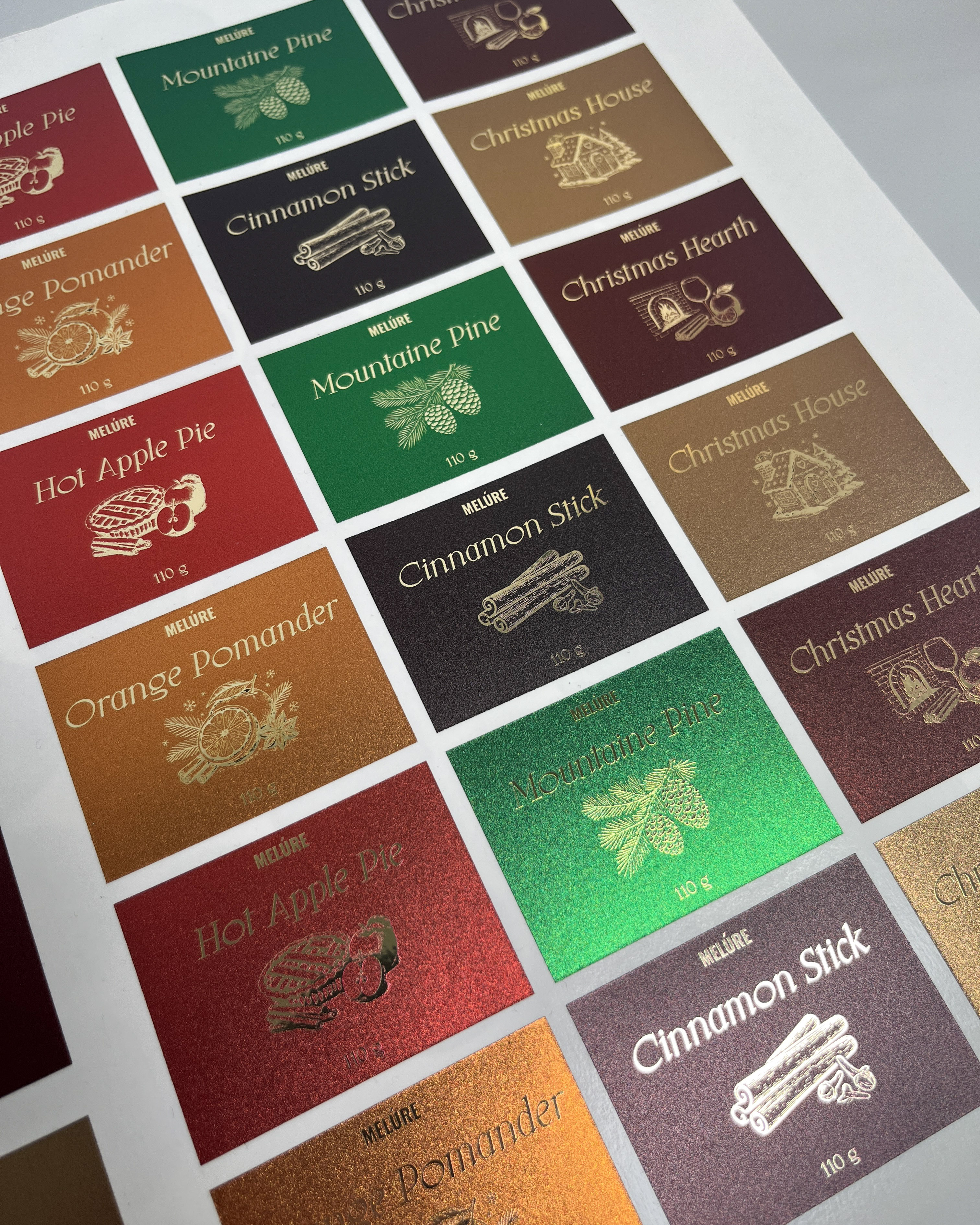 Наклейка | На аркуші Наклейка | На аркуші